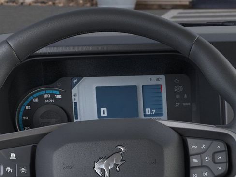 New 2025 Ford Bronco Badlands image 13