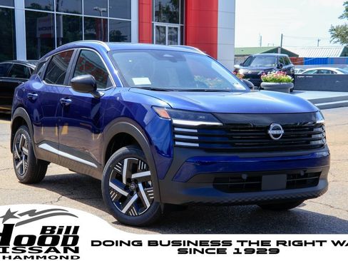 New 2026 Nissan Kicks SV w/ SV Premium Package FWD image 1