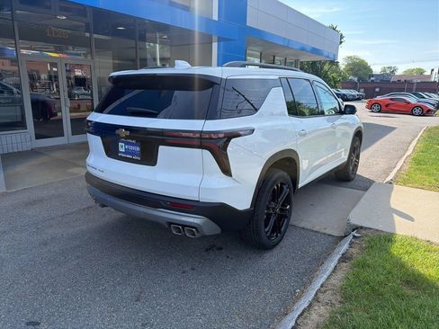 New 2026 Chevrolet Traverse LT AWD/4WD image 5