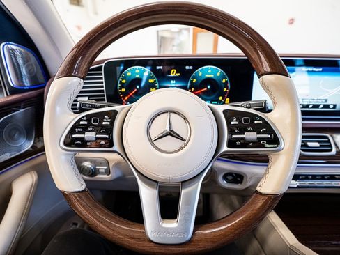 Used 2021 Mercedes-Benz Maybach GLS 600 Maybach GLS 600 image 43
