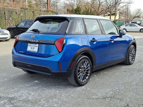 Certified 2025 MINI Cooper S image 6