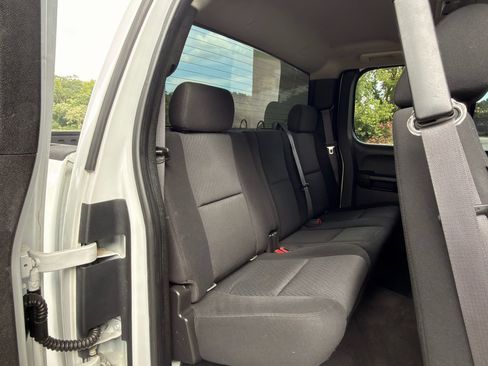 Used 2011 GMC Sierra 1500 SLE w/ Power Tech Package AWD/4WD image 16