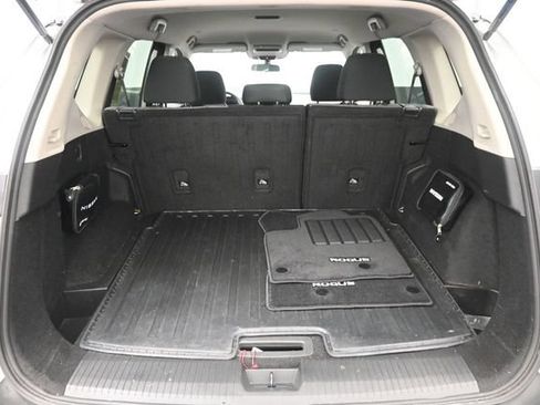Used 2022 Nissan Rogue SV FWD image 32
