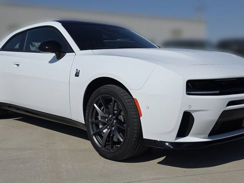 New 2026 Dodge Charger Scat Pack w/ Blacktop Package AWD/4WD image 7