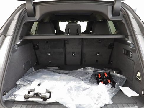 New 2026 BMW iX xDrive60 w/ M Sport Package image 19