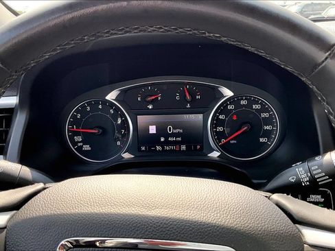 Used 2023 GMC Acadia SLT AWD/4WD image 18