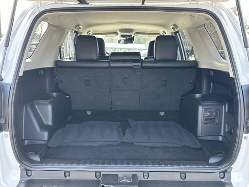 Used 2024 Toyota 4Runner TRD Off-Road Premium image 24