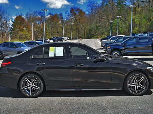 Used 2023 Mercedes-Benz C 300 4MATIC Sedan image 6