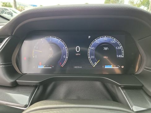 Used 2023 Jeep Grand Cherokee Altitude AWD/4WD image 32