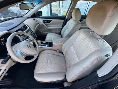 Used 2016 Nissan Altima 2.5 S w/ Power Driver Seat Package FWD image 11