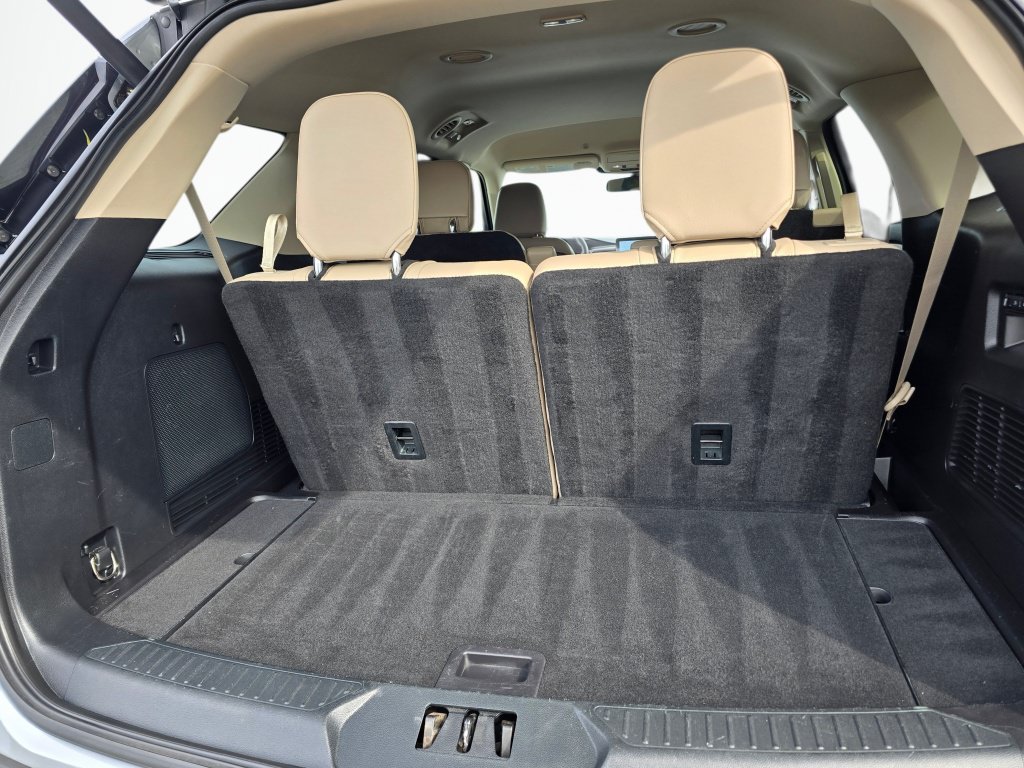 Used 2020 Ford Explorer Limited AWD/4WD image 21