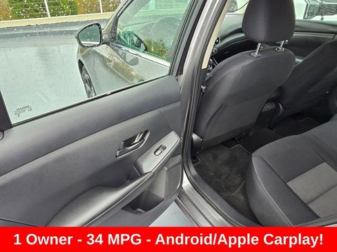 Used 2024 Nissan Sentra SV FWD image 14