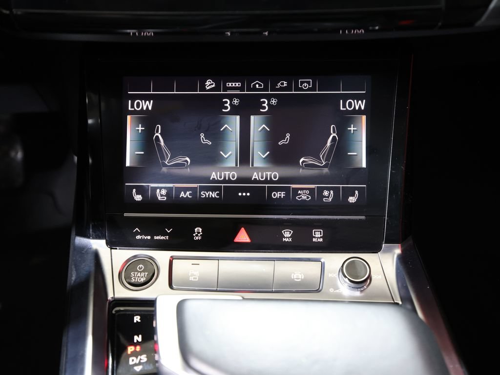 Used 2021 Audi e-tron Premium Plus w/ Premium Plus Package AWD/4WD image 20