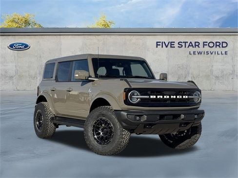 New 2025 Ford Bronco Outer Banks image 1