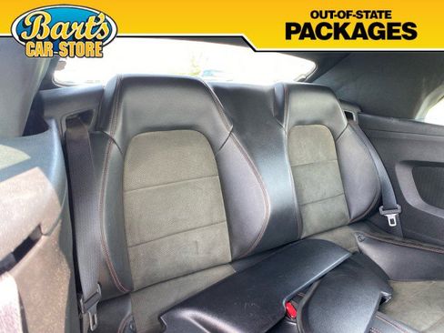 Used 2017 Ford Mustang GT Premium w/ Equipment Group 401A image 8