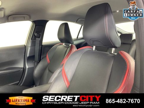 Used 2023 Toyota Prius Prime FWD image 10