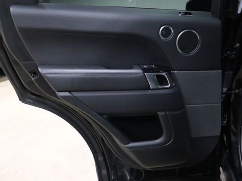 Used 2019 Land Rover Range Rover Sport HSE image 14