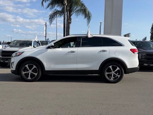 Used 2017 Kia Sorento EX FWD image 5