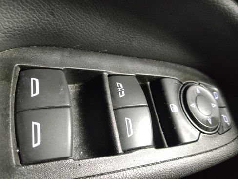 Used 2022 Chevrolet Equinox LT image 27