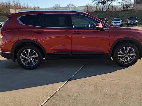 Used 2020 Hyundai Santa Fe Limited image 9