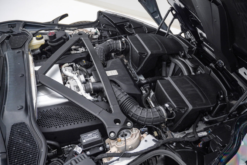 Used 2021 Aston Martin DB11 Coupe RWD image 33
