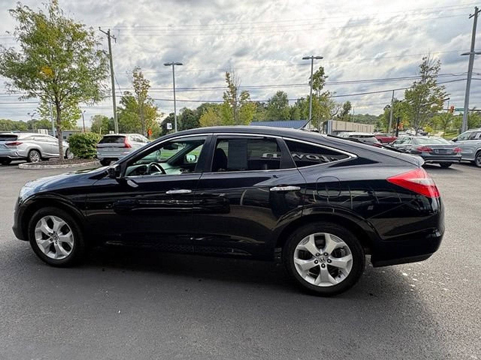 Used 2011 Honda Crosstour EX-L image 4