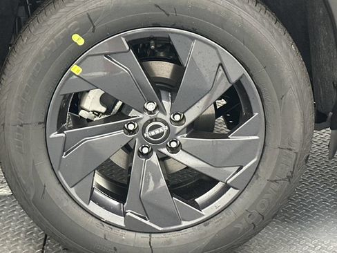 New 2026 Nissan Rogue SV w/ Cold Weather Package AWD/4WD image 16