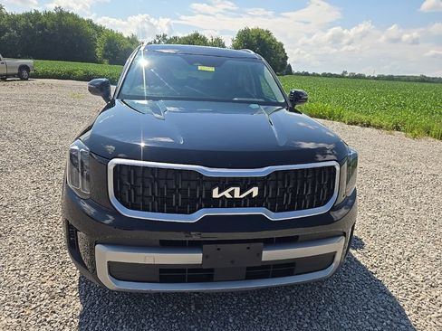 Used 2023 Kia Telluride EX AWD/4WD image 34