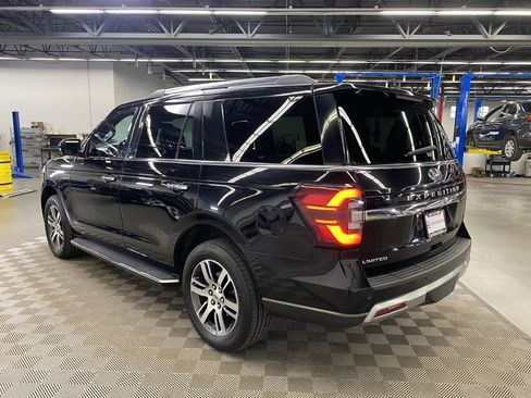 Used 2022 Ford Expedition Limited image 8