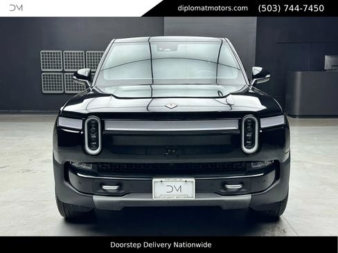 Used 2022 Rivian R1T Adventure image 10