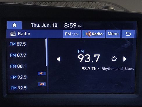 Used 2025 Hyundai Elantra SE FWD image 25