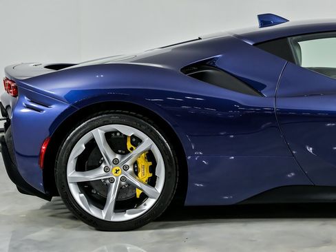 Used 2023 Ferrari SF90 Stradale image 13
