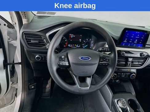 Certified 2021 Ford Escape SE image 17