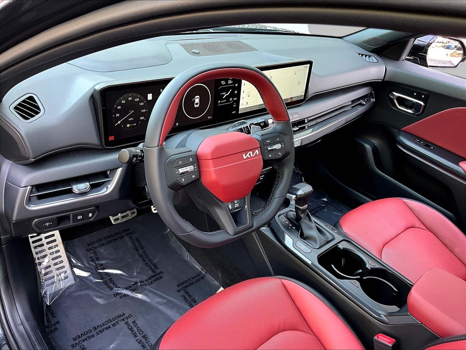 Certified 2025 Kia K4 GT-Line Turbo FWD image 17