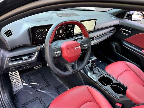 Certified 2025 Kia K4 GT-Line Turbo FWD image 17