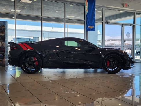 New 2027 Chevrolet Corvette Grand Sport RWD image 3