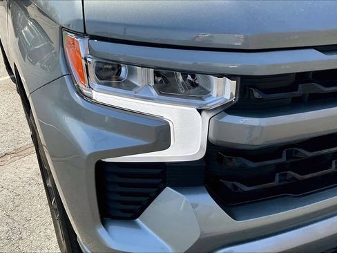 Used 2023 Chevrolet Silverado 1500 RST image 32