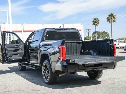 Used 2024 Toyota Tundra Limited AWD/4WD image 28