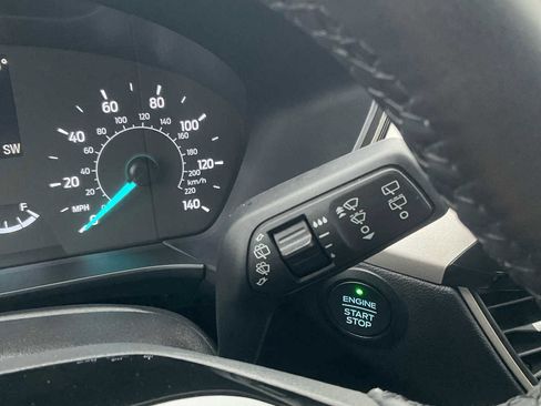 Used 2022 Ford Escape SE w/ Convenience Package image 29