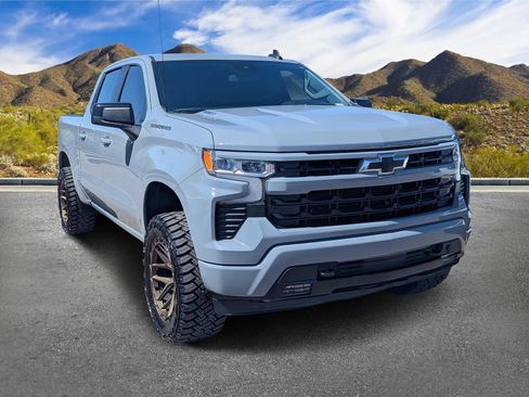 Used 2024 Chevrolet Silverado 1500 RST w/ Convenience Package II image 3