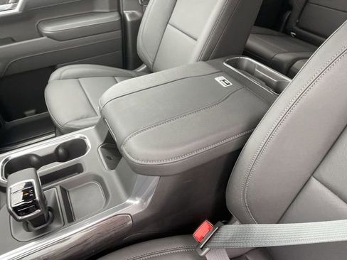 New 2026 Chevrolet Silverado 1500 LTZ w/ LTZ Premium Package AWD/4WD image 20
