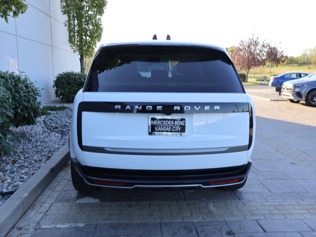 Used 2024 Land Rover Range Rover SE AWD/4WD image 7