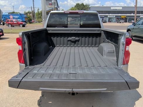 New 2025 Chevrolet Silverado 1500 RST image 39