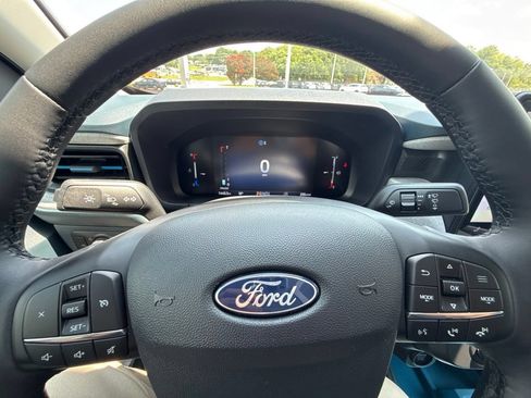 Used 2026 Ford Maverick XLT w/ XLT Luxury Package AWD/4WD image 14