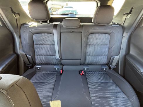 Used 2025 Chevrolet Equinox LT image 38