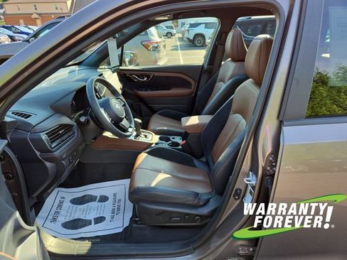 Used 2025 Subaru Forester Touring AWD/4WD image 14