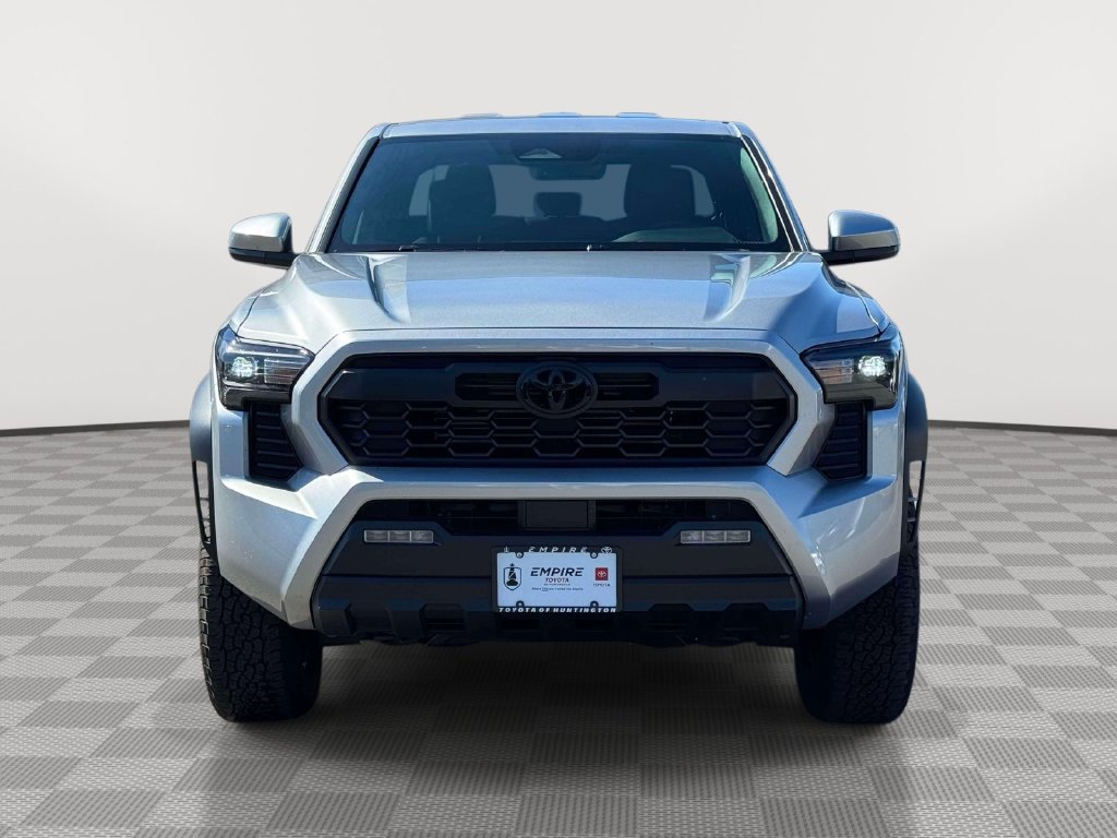 Used 2026 Toyota Tacoma TRD Off-Road AWD/4WD image 2