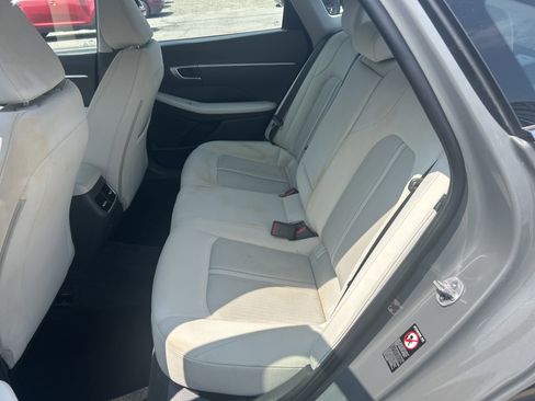 Used 2023 Hyundai Sonata SEL w/ Convenience Package image 13