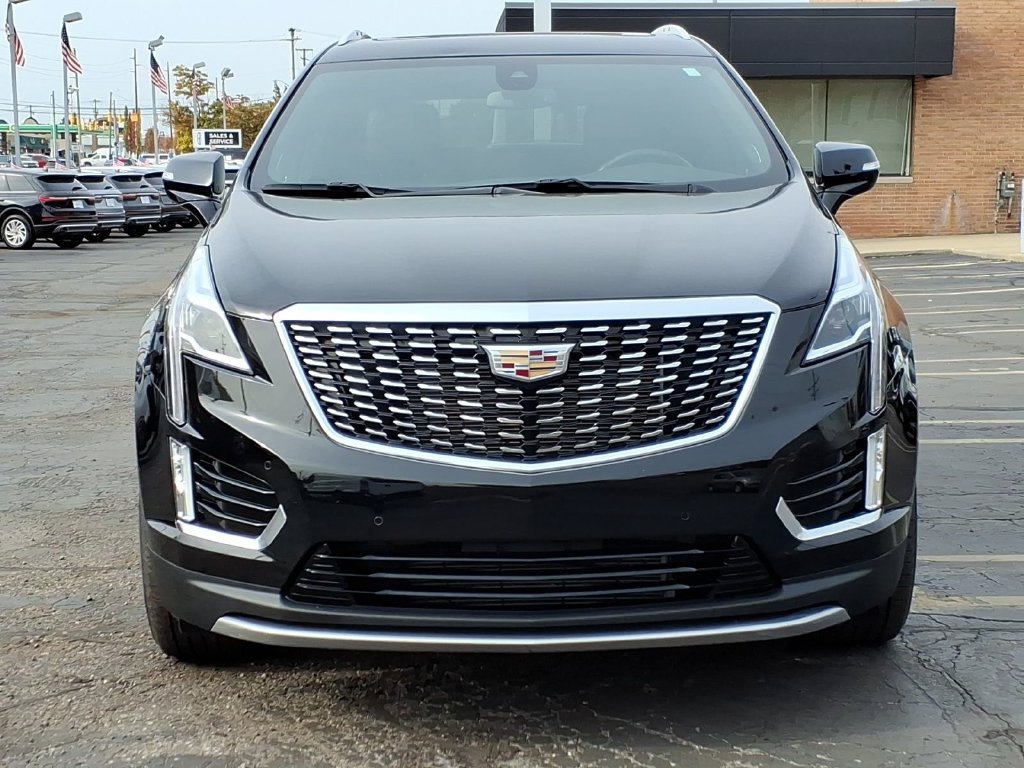 Used 2024 Cadillac XT5 Premium Luxury w/ LPO, Floor Liner Package AWD/4WD image 2