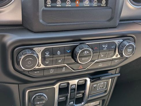 Certified 2023 Jeep Wrangler Unlimited Sport w/ LED Headlamp & Fog Lamp Group AWD/4WD image 12